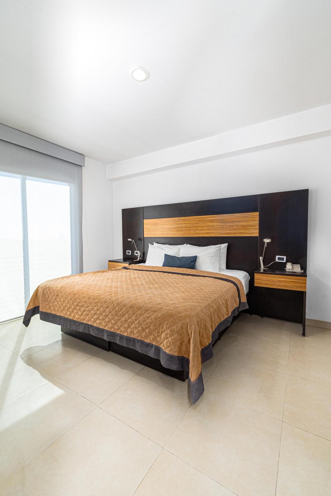 Hotel Mexico Plaza Silao Aeropuerto Extérieur photo